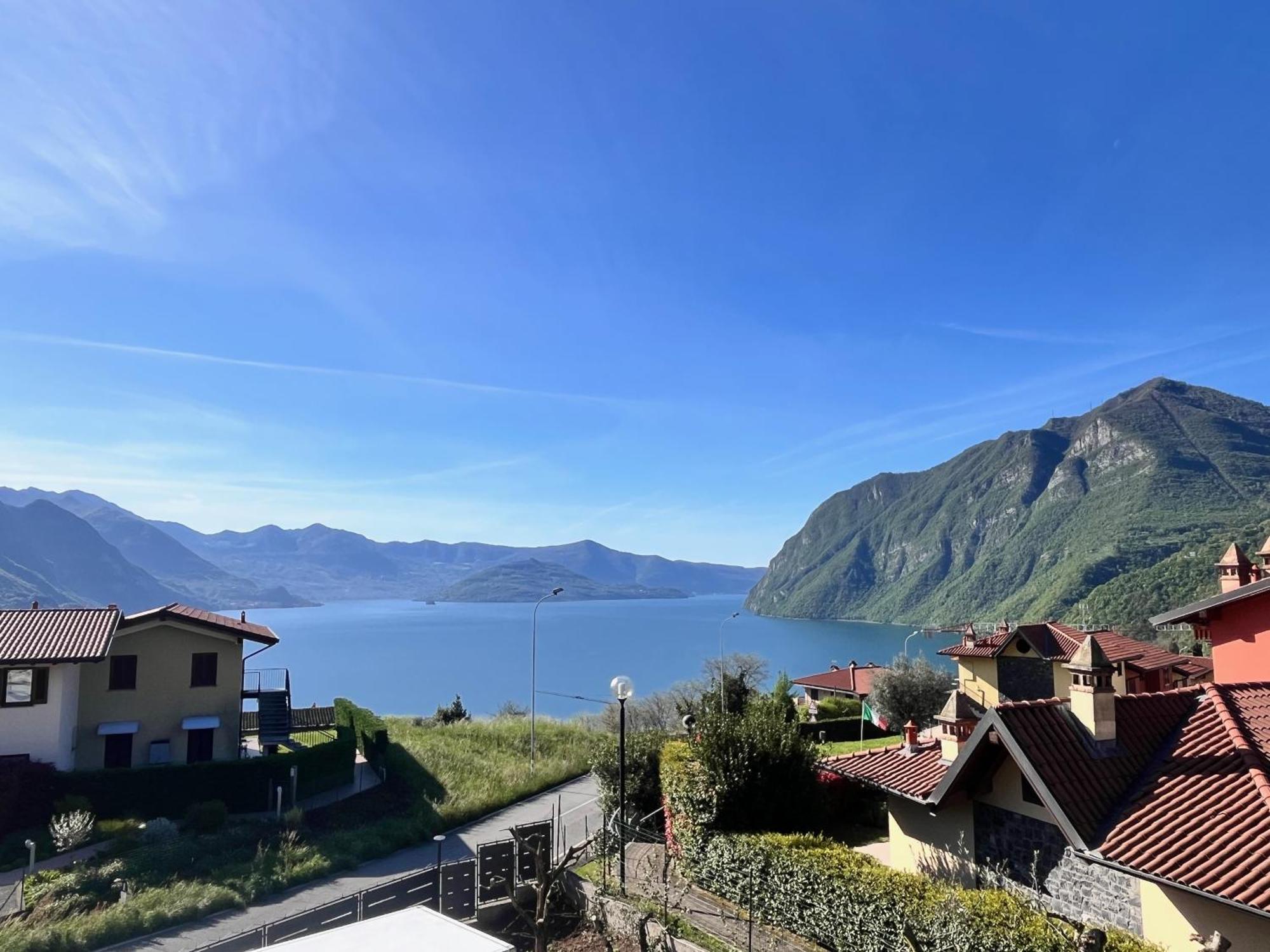 Costa Blu - Terrace Overlooking The Lake & Pool Riva di Solto Exteriér fotografie