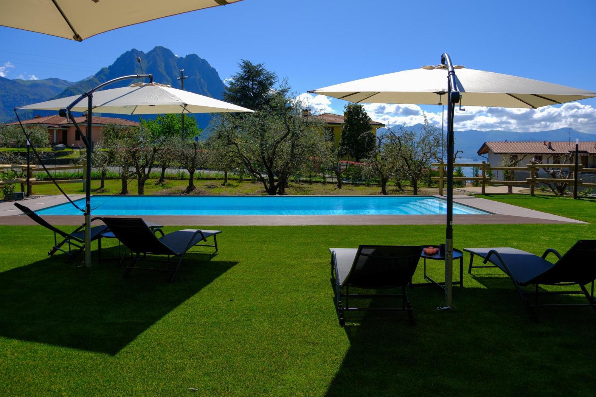 Costa Blu - Terrace Overlooking The Lake & Pool Riva di Solto Exteriér fotografie